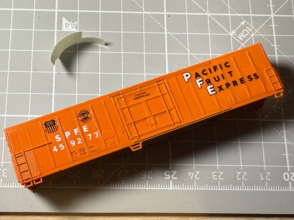 57' SPFE Reefer lettering