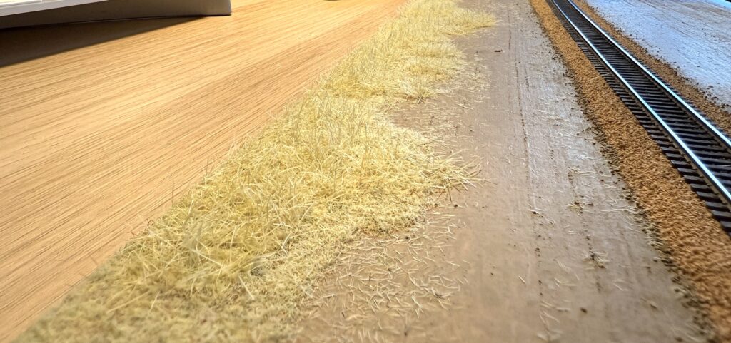 N Scale Diorama: Static Grass applied in two layers: 2mm and 7mm.