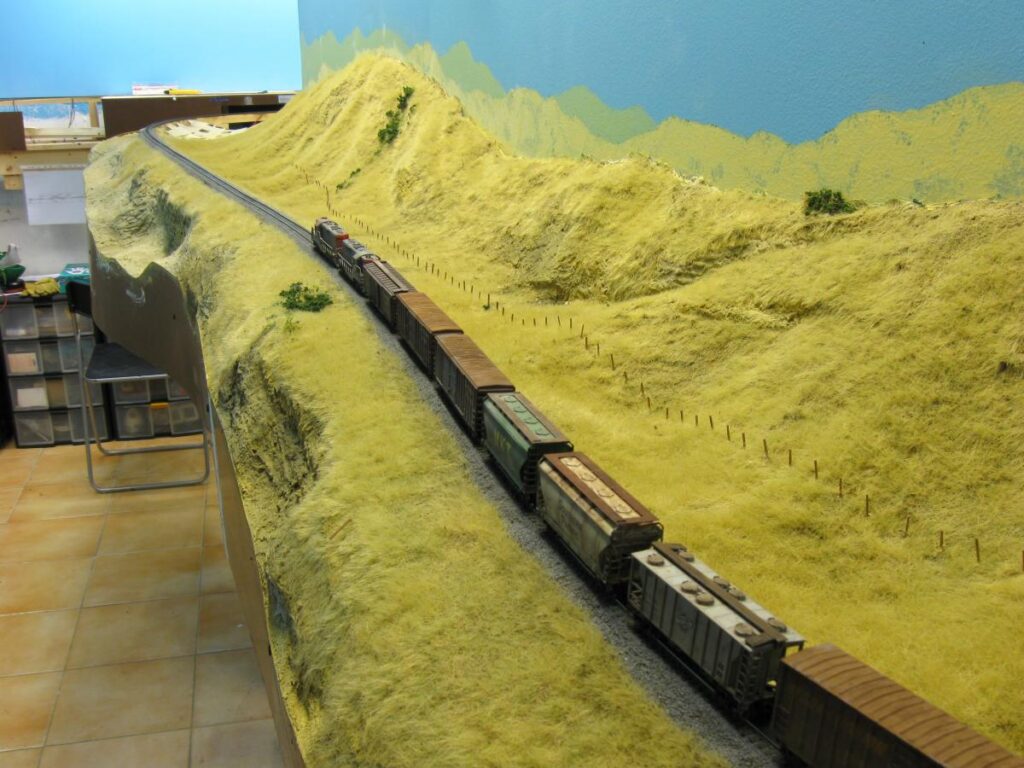 A stretch of main line scenicked