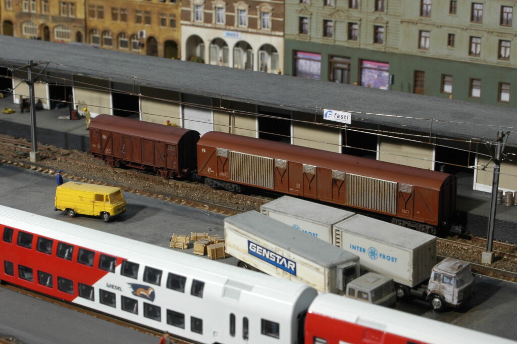 Kopfberg's freight depot.