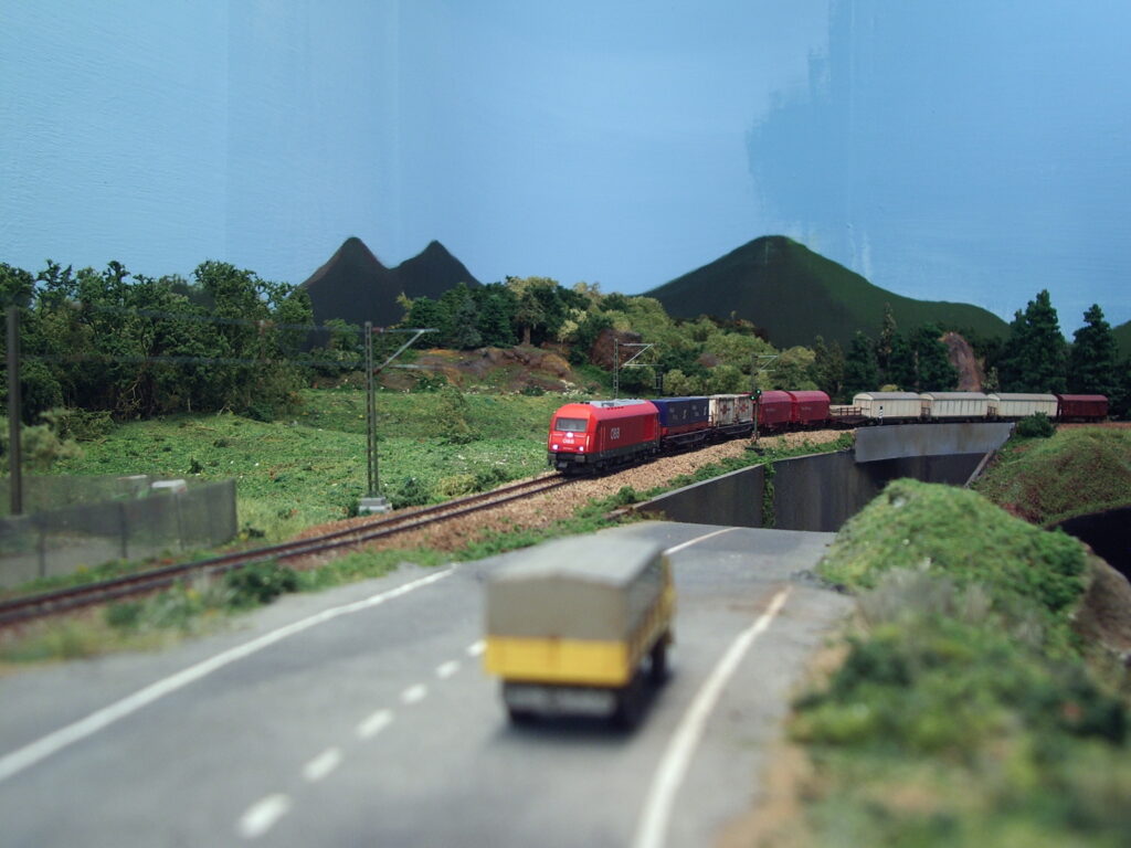 Kopfbergbahn Austrian layout: Main line entering the terminal station of Kopfberg